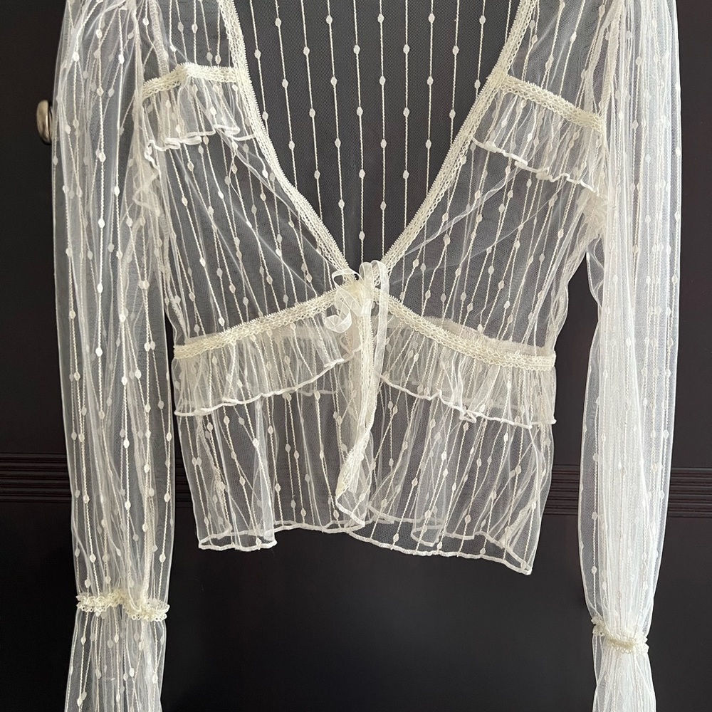 Forever 21 White Sheer Lace Blouse NEVER WORN